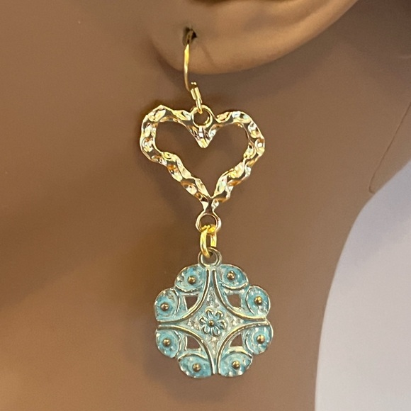 shellymic jewelry Jewelry - Gold and Turquoise Heart Drop Earrings
